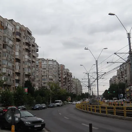 Auntie's Penthouse * Bucarest